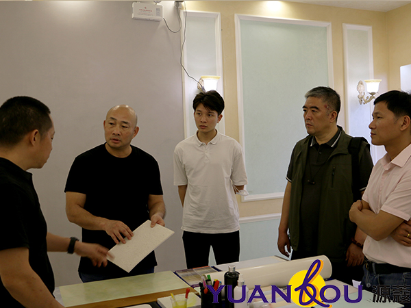 塞爾維亞中國商會陳會長一行蒞臨我司參觀考察